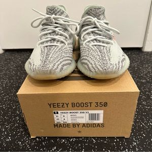 Adidas Yeezy Boost 350 v2 Blue Tint | Grey Three | High Risk Red |Men’s Size 8.5
